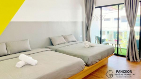 Pangkor Better Life Minimalist Beach Villa-13 to15pax Free WiFi, Pangkor